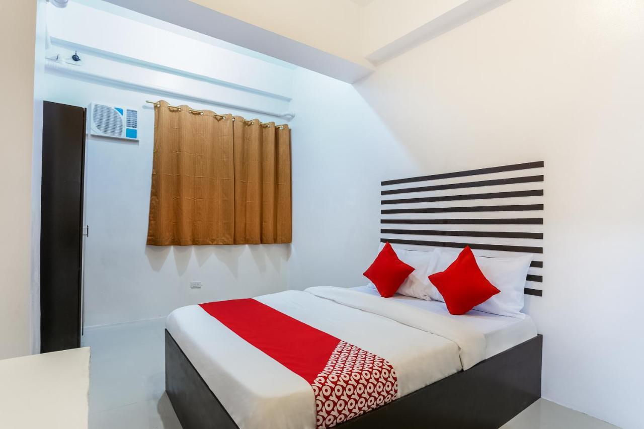 Oyo 505 Jardin Suites 2* Manila